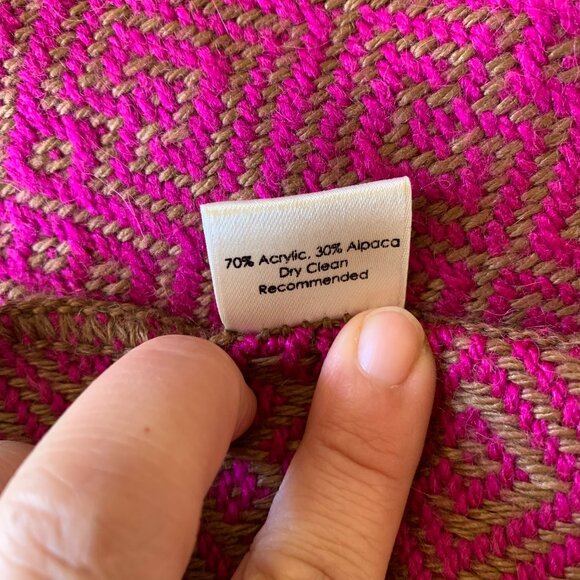 Alpaca Blend Woven Scarf Magenta Pink Brown Geometric Diamond Weave Fringe Peru - Picture 8 of 8